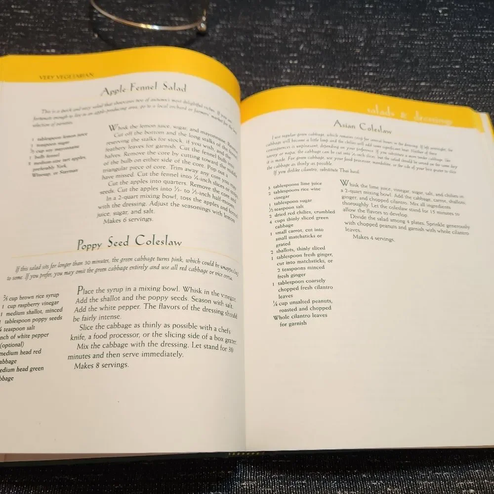 🔥 Very Vegetarian by Jannequin Bennett Hardcover Dust Jacket 300 Recipes